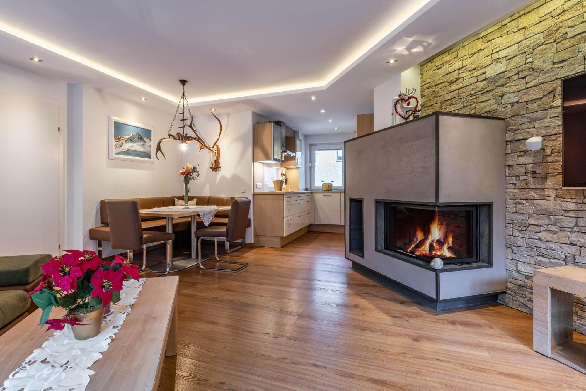 Chalet Perauer Майрхофен Экстерьер фото